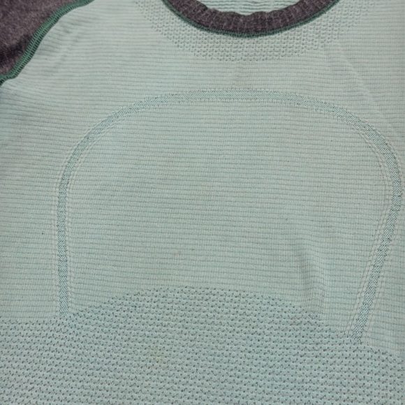 Lululemon Swiftly Tech Long Sleeve Shirt - Picture 7 of 13